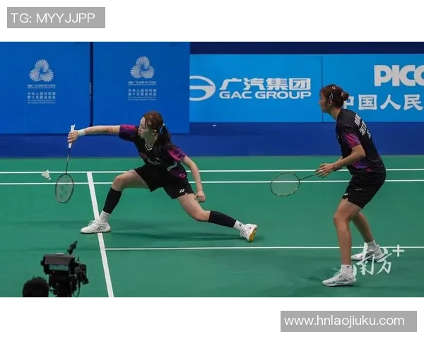 杭州羽毛球队与上海羽毛球队赛后复盘个人能力分析与对比